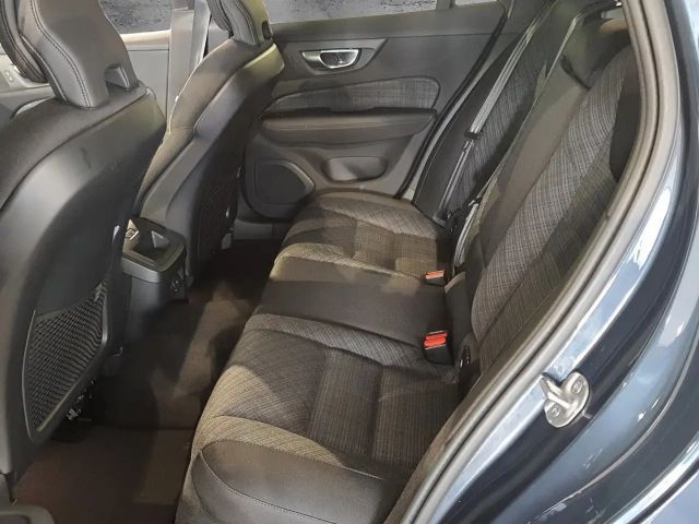 Volvo V60 Core Geartronic