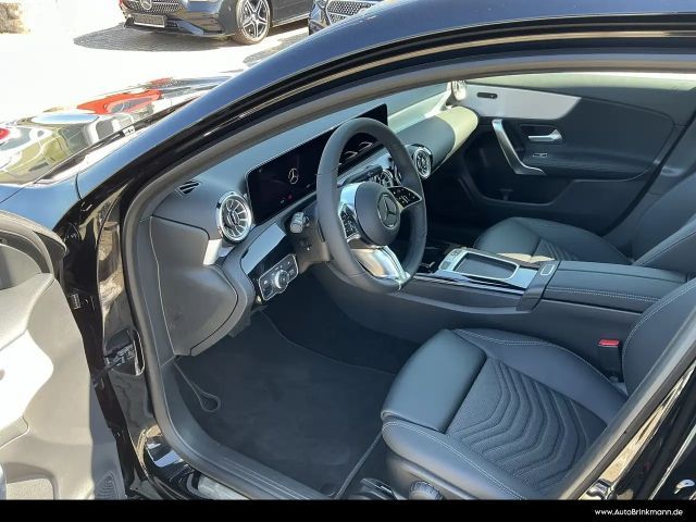 Mercedes-Benz A 200 Progressive