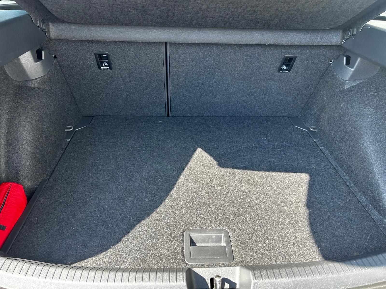 Volkswagen Taigo 1.0 TSI DSG R-Line