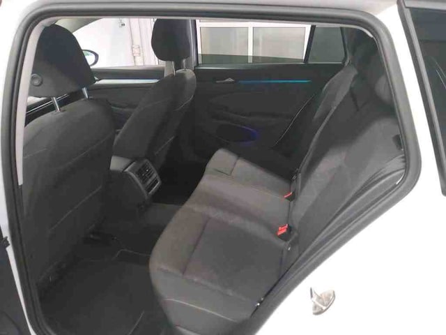 Volkswagen Golf 1.0 TSI Golf VIII Variant