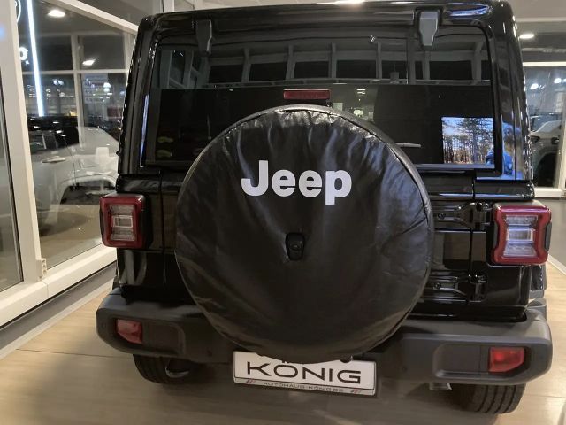 Jeep Wrangler Sahara