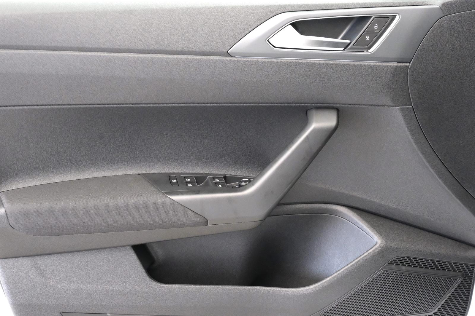 Volkswagen Taigo 1.0 TSI DSG R-Line