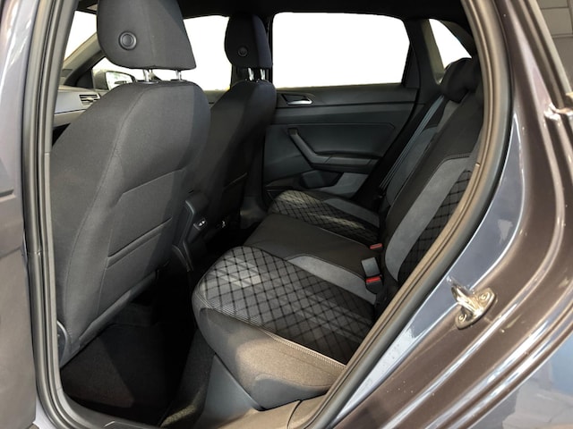 Volkswagen Polo 1.0 TSI DSG R-Line