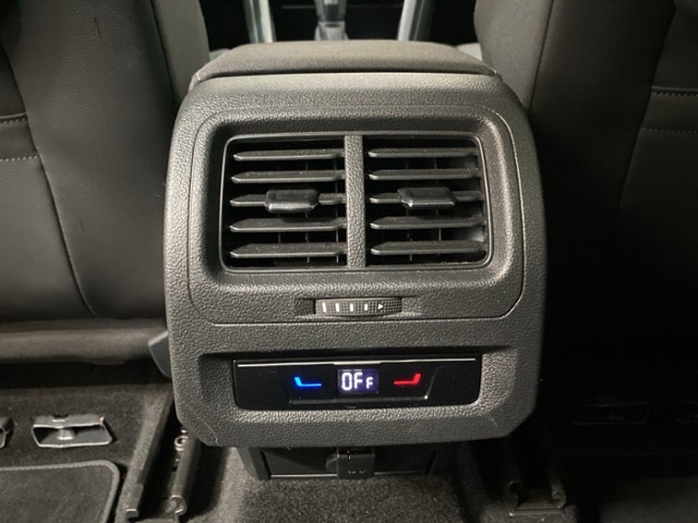 Volkswagen Touran 1.5 TSI DSG R-Line