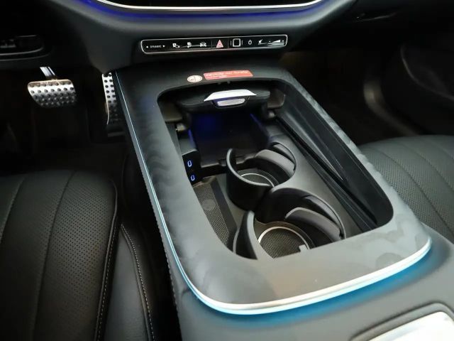 Mercedes-Benz E 400 4MATIC Sedan