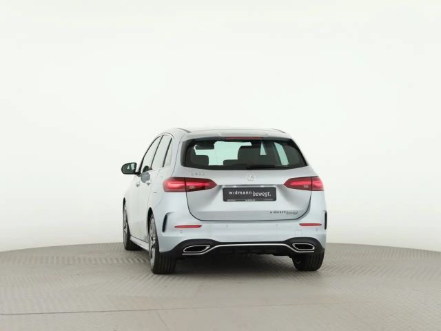 Mercedes-Benz B 200 AMG Line