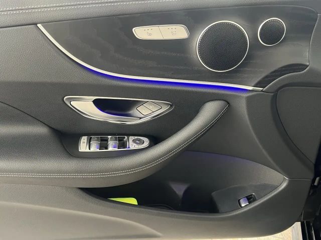 Mercedes-Benz E 200 AMG Line Cabriolet