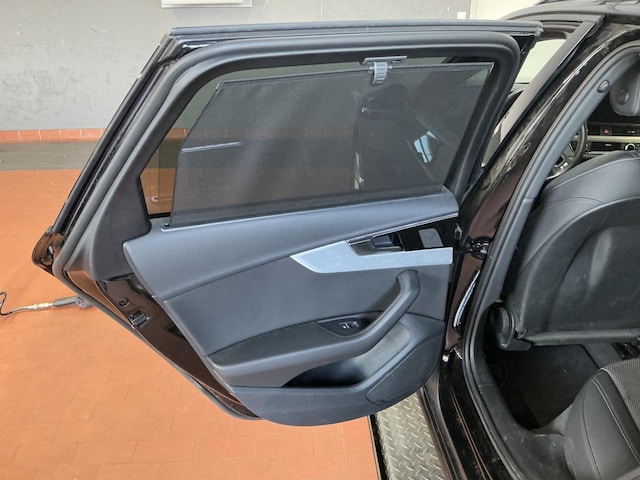 Audi A4 40 TDI Avant S-Line S-Tronic