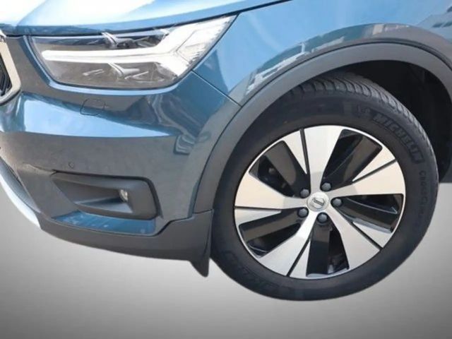 Volvo XC40 Momentum