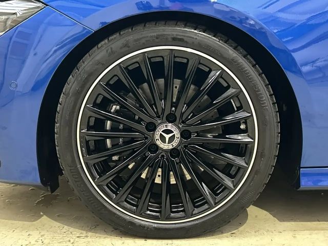 Mercedes-Benz CLA 200 AMG Line Coupé Premium