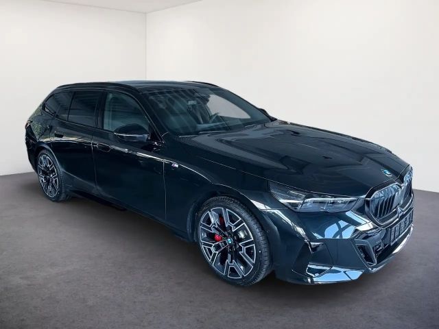 BMW 520 520d M-Sport Touring xDrive