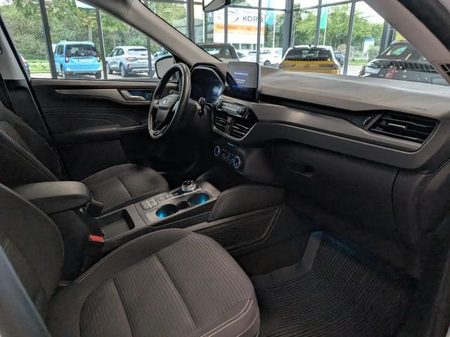 Ford Kuga AWD Hybrid Titanium