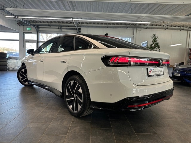 Volkswagen ID.7 ID.7 Pro NAV HARMAN MATRIX 4xKAM DCC 20' WÄRMEPU