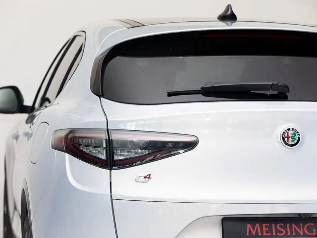 Alfa Romeo Stelvio AT8 Q4