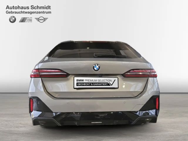 BMW 540 540d M-Sport Touring xDrive