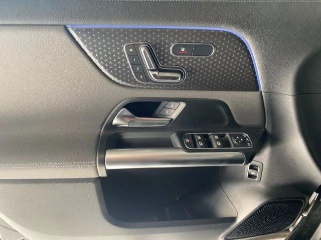 Mercedes-Benz EQA 350 4MATIC Electric Art