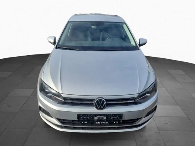 Volkswagen Polo UNITED 1,0 TSI NAVI DAB SHZ KLIMA ALU APP-CONNECT