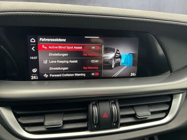 Alfa Romeo Stelvio AT8 Q4 Veloce