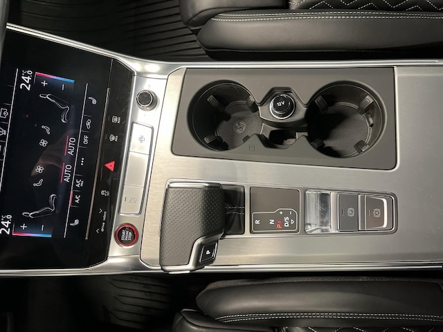 Audi S6 Avant Quattro