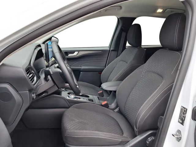 Ford Kuga AWD Hybrid Titanium