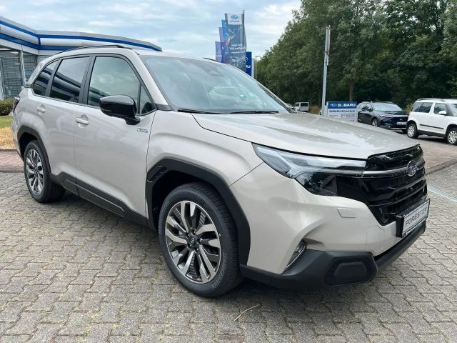 Subaru Forester 2.0 Platinum MJ 25