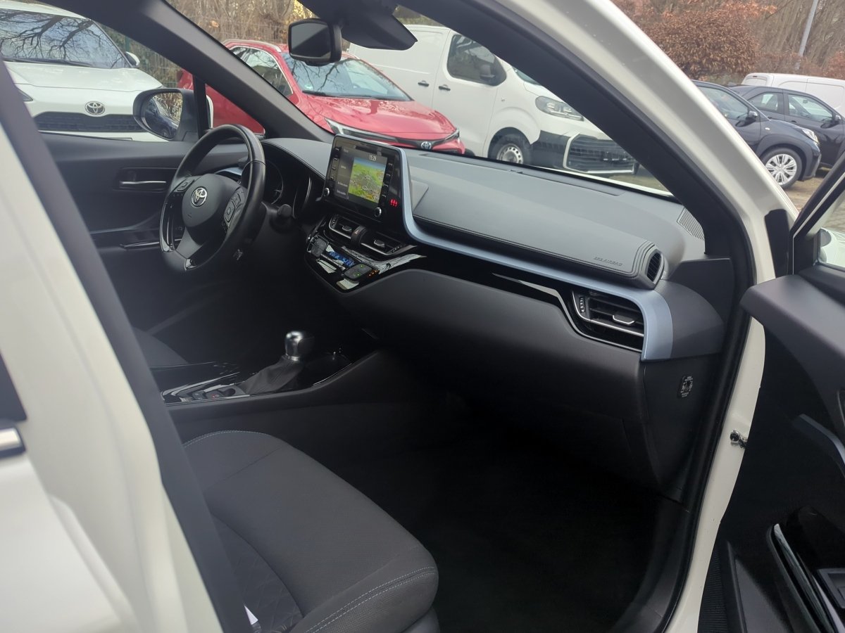 Toyota C-HR 5-deurs Plus