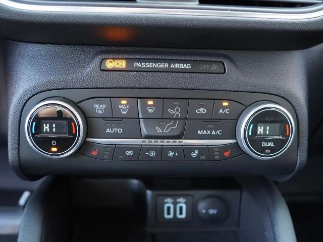 Ford Kuga Plug in Hybrid Titanium