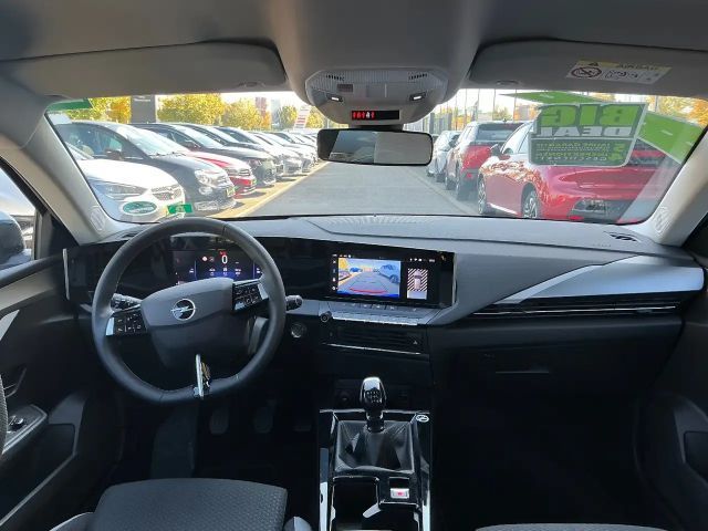 Opel Astra 1.2 Turbo Enjoy Sports Tourer Turbo