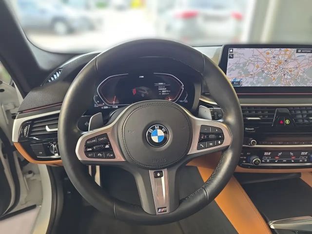 BMW 520 520d M-Sport xDrive