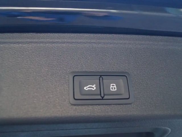 Audi A4 40 TFSI Avant S-Line