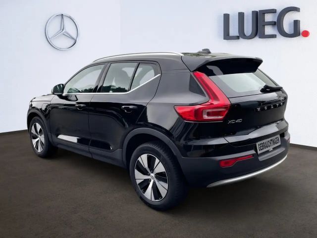 Volvo XC40 Core T5