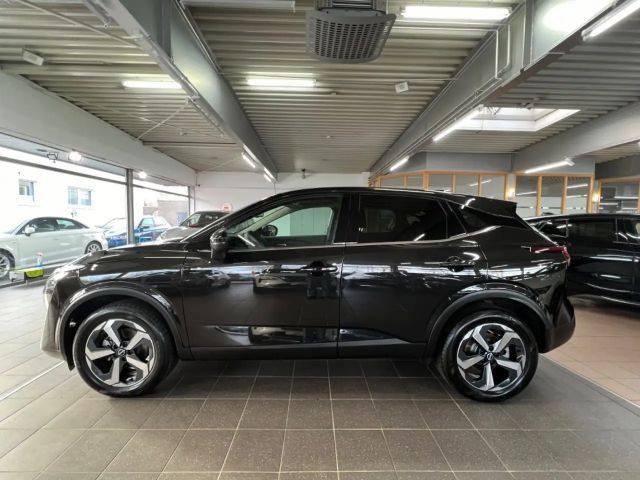 Nissan Qashqai 1.3 Connecta LED+KEYLESS+360°+ACC+VC.