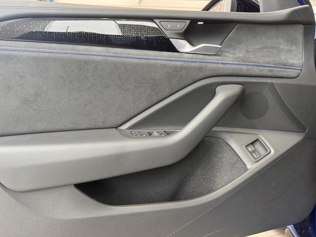 Volkswagen Passat DSG R-Line eHybrid