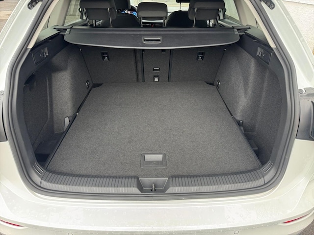 Volkswagen Golf 1.5 TSI Variant