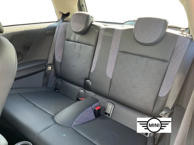 MINI Cooper Classic Trim Lenkradheizung Pano Head Up Display