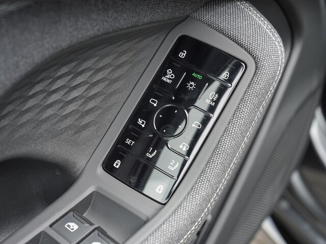 Audi A6 Avant Quattro S-Tronic