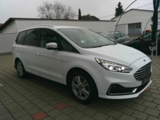 Ford Galaxy Titanium