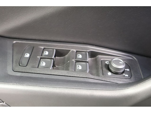 Volkswagen T-Roc 1.5 TSI R-Line