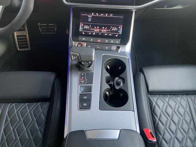 Audi S6 Avant Quattro