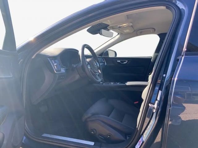 Volvo V60 AWD Dark Hybrid Plus T6