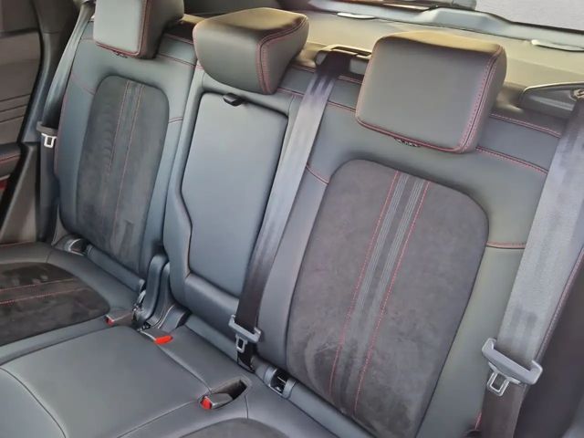 Ford Kuga Plug in Hybrid ST Line X