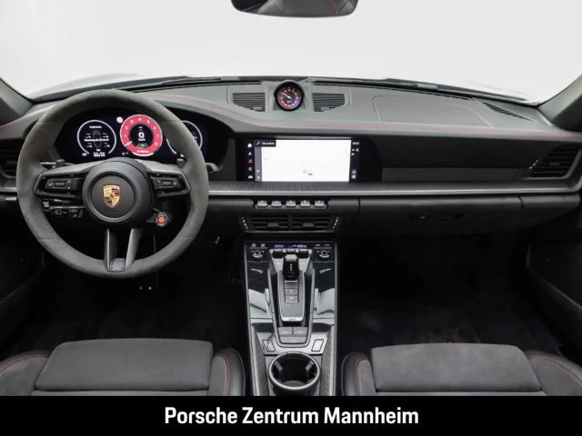 Porsche 992 4 Cabrio Carrera GTS