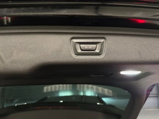 BMW 320 320d M-Sport Touring xDrive