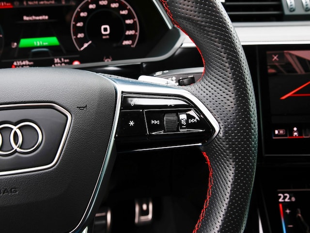 Audi Q8 e-tron 55 Quattro S-Line Sportback