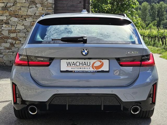 BMW 330 330i Touring xDrive