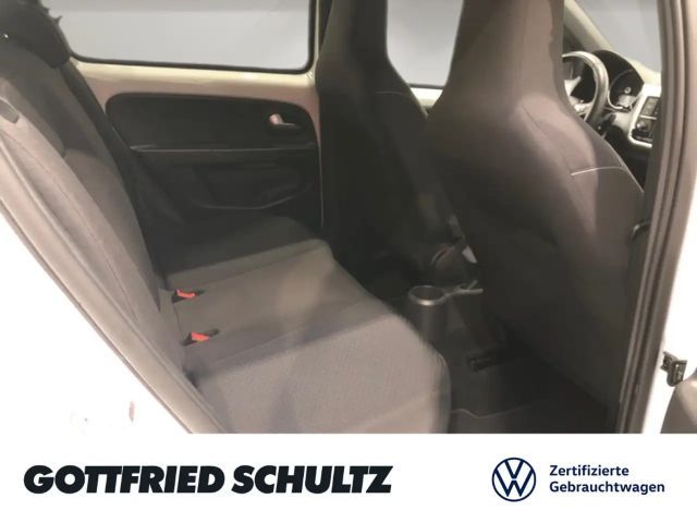 Volkswagen up! Active