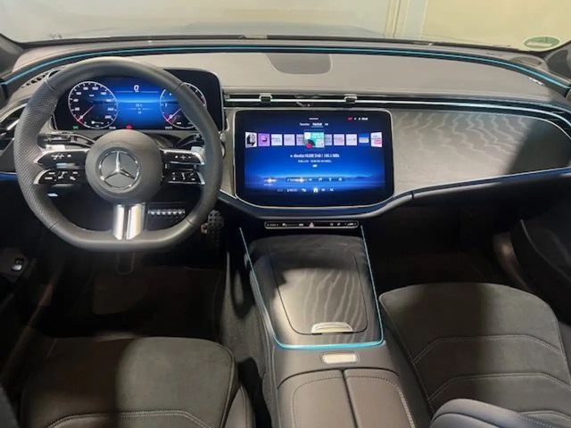 Mercedes-Benz E 220 AMG Line E 220 d Sedan