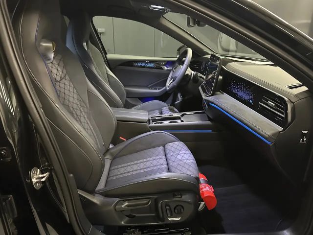 Volkswagen Passat 4Motion R-Line Variant