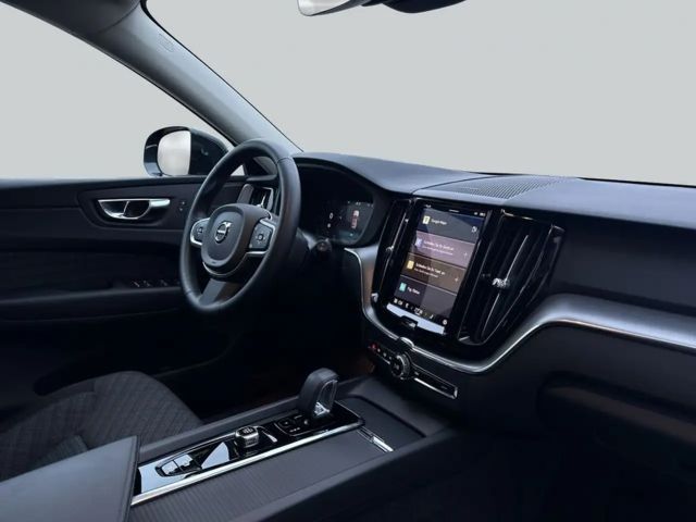 Volvo XC60 AWD Core