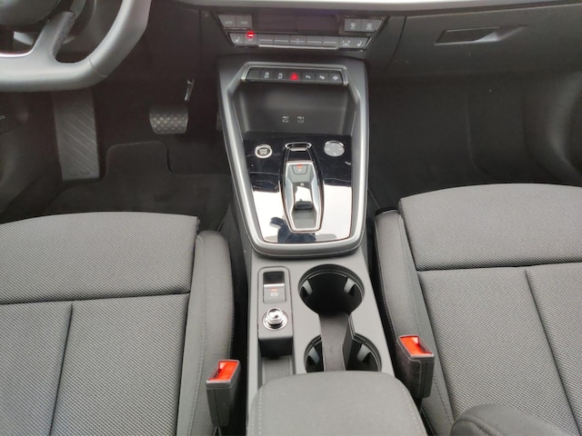 Audi A3 30 TFSI S-Line S-Tronic Sedan